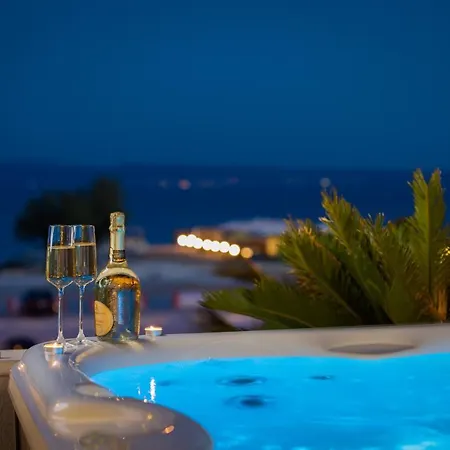 Apartment Beachfront Split