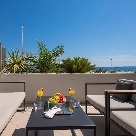 Beachfront Apartment Split